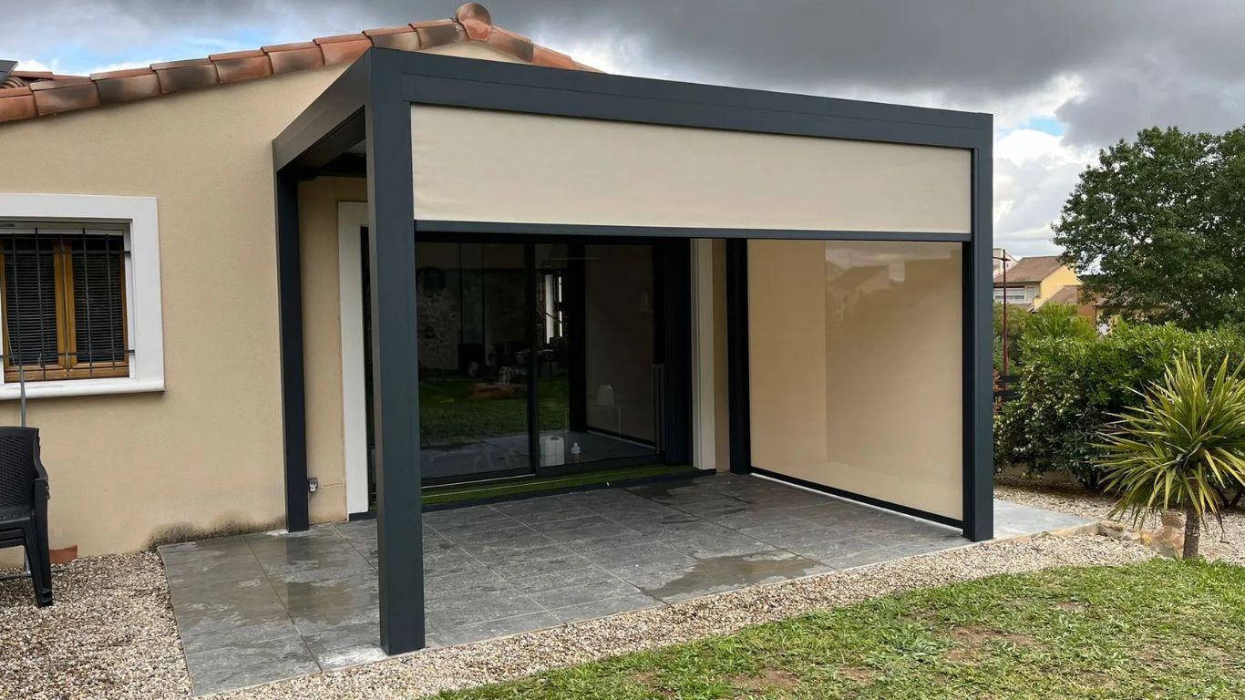 Comment protéger sa terrasse du soleil à Montpellier